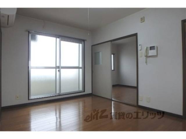 リビング　ダイニング