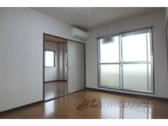 リビング　ダイニング