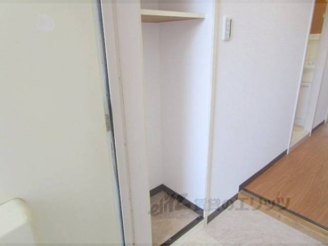 下駄箱　下駄箱置き場