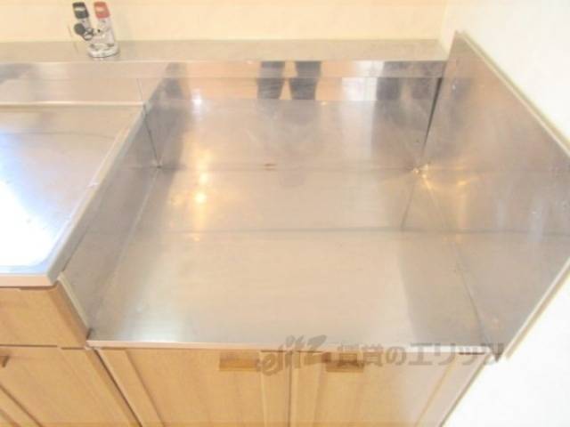 キッチン　コンロ置き場