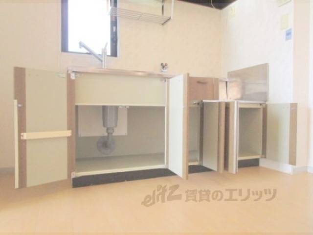 キッチン　キッチン下部収納