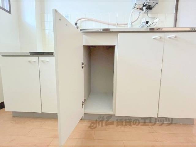 キッチン　下部収納