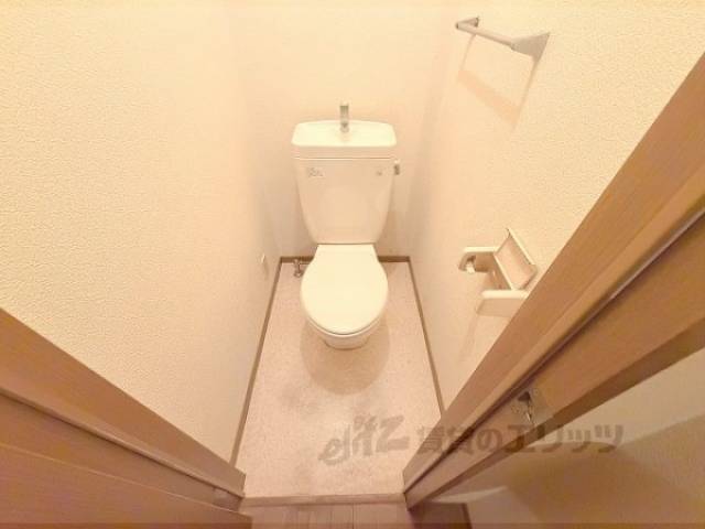 トイレ　清掃前