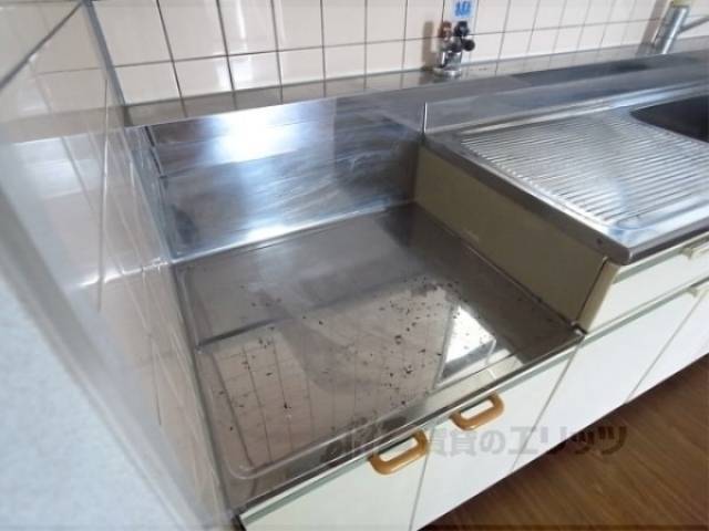 キッチン　コンロ置き場