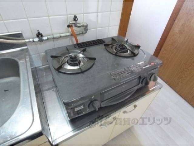 キッチン　二口コンロ