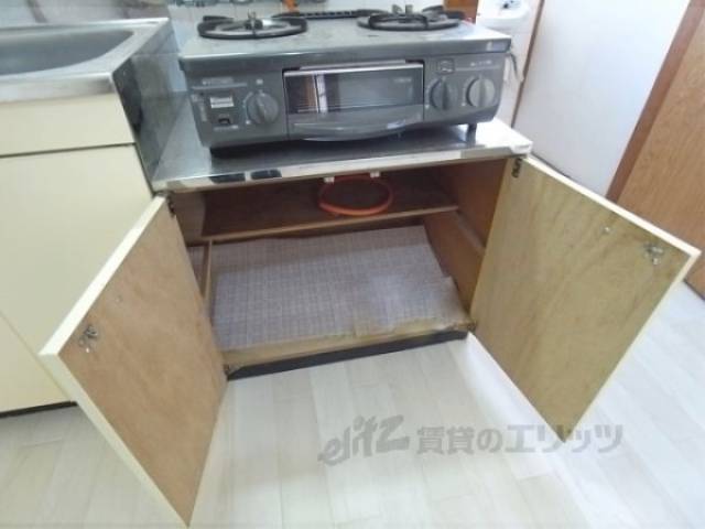 キッチン　下部収納