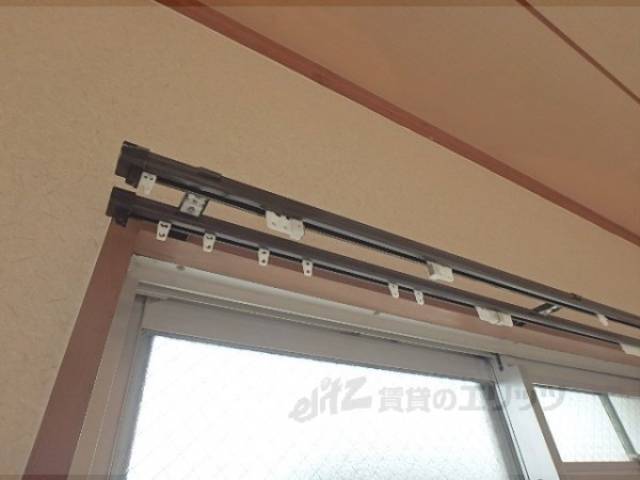 カーテンレール