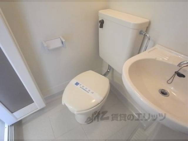 トイレ　洋式です