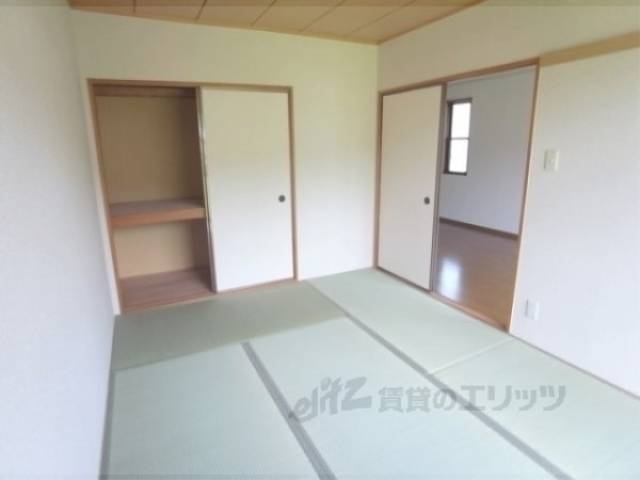 和室　6帖の和室です