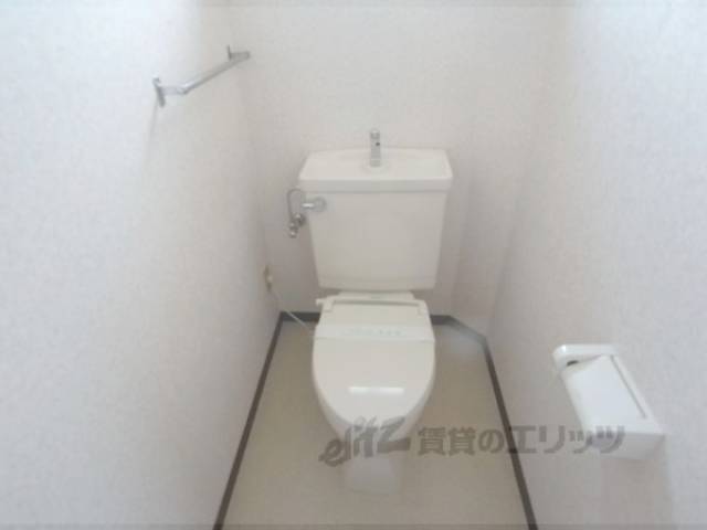 トイレ　きれいなトイレです