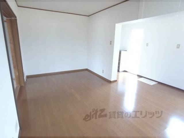 リビング　明るいですよ