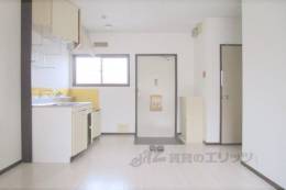 サンハイツ岩倉Ｂ室内写真1