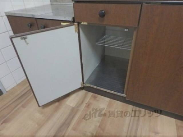 キッチン　下部収納