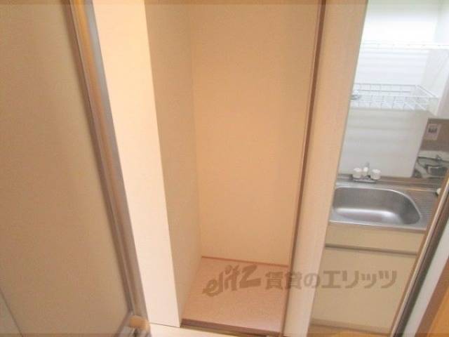 冷蔵庫置場