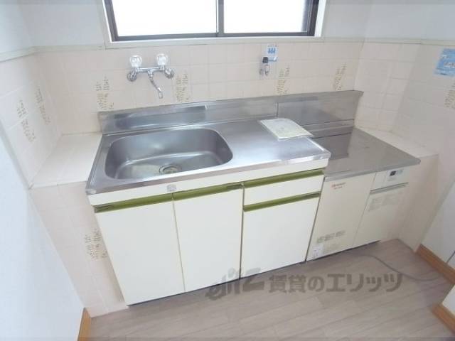 キッチン　キッチンが広々しています