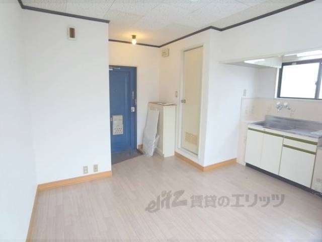 洋室　6帖ですが広々して見えます