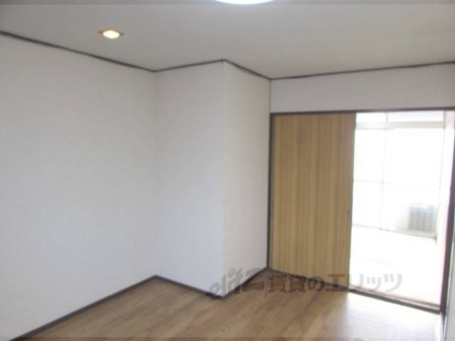 リビング　広々としたお部屋です。