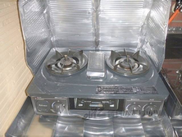 キッチン　２口ガスコンロ