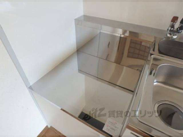 キッチン　コンロ置き場