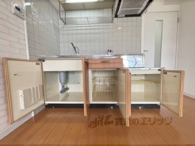 キッチン　収納