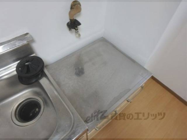 キッチン　コンロ置き場