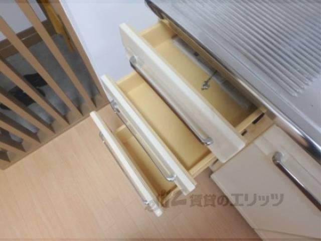 キッチン　キッチン下部収納