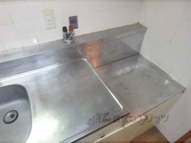 キッチン　コンロ置き場