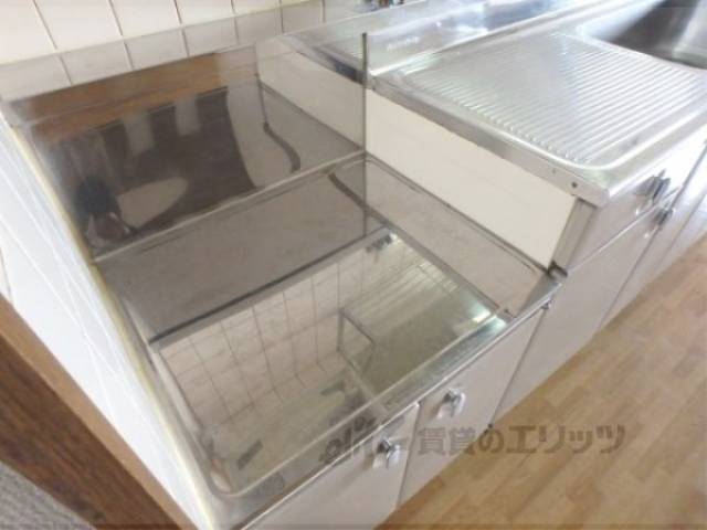 キッチン　コンロ置き場