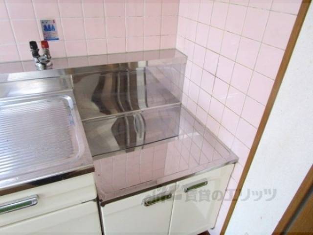 キッチン　コンロ置き場