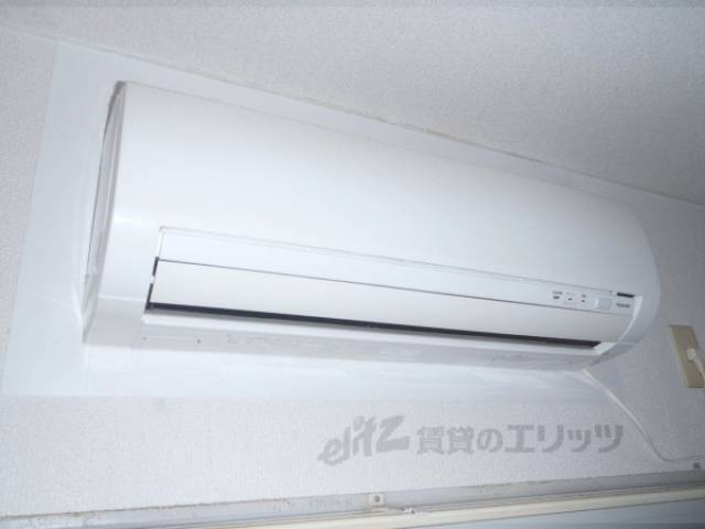 エアコン　キレイなエアコンが２基