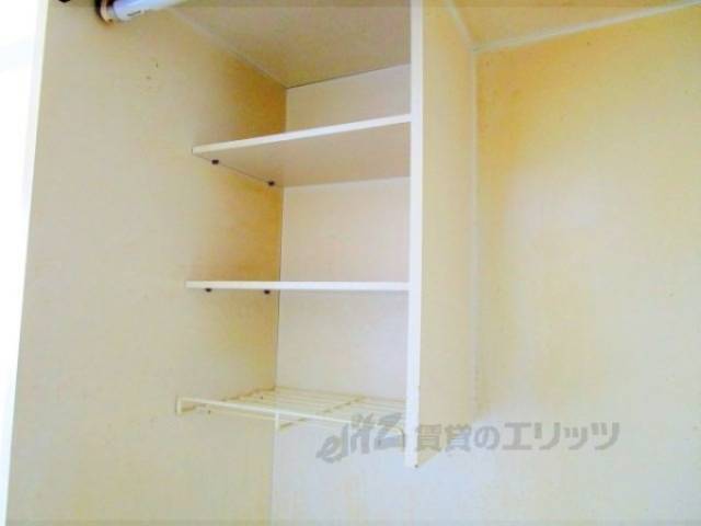 キッチン　キッチン上部収納