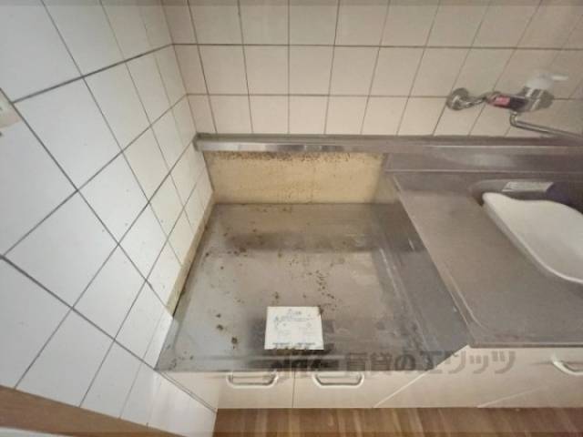 キッチン　コンロ置き場