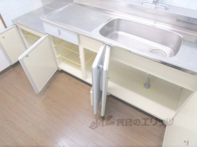 キッチン　キッチン下部収納