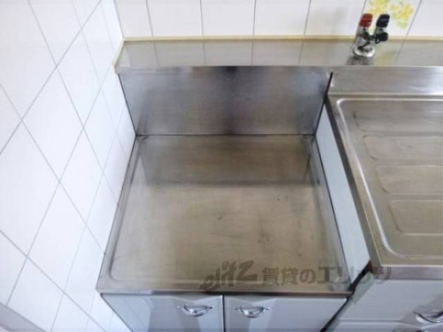 キッチン　コンロ置き場