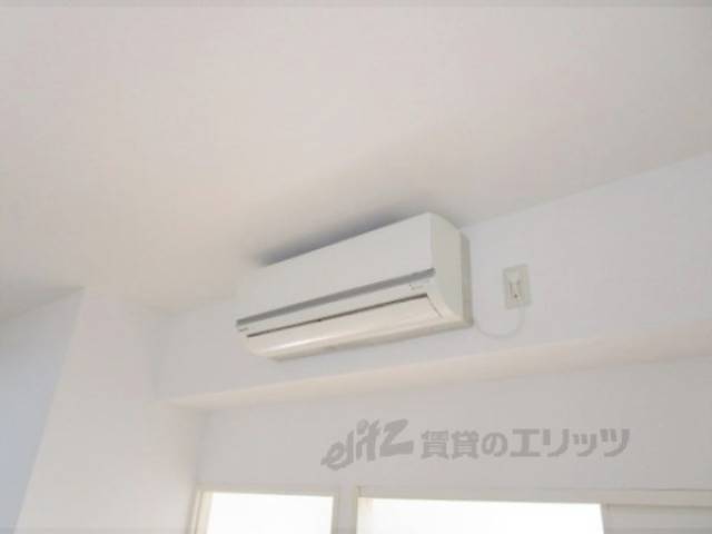 エアコン　リビングエアコン