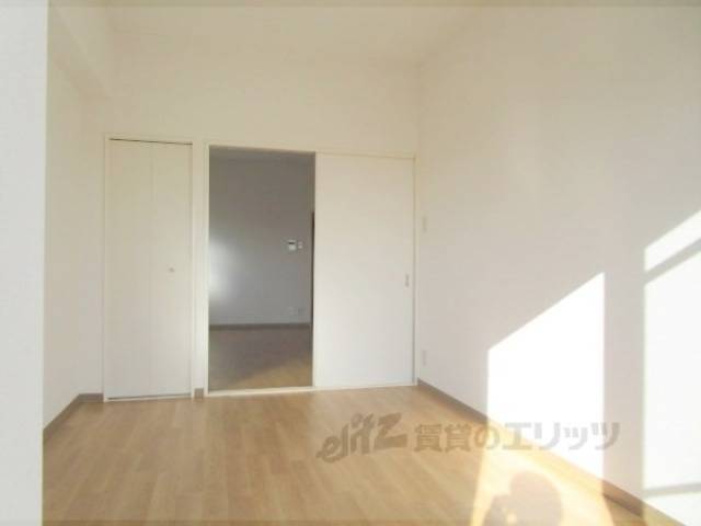 洋室　洋室5.1帖