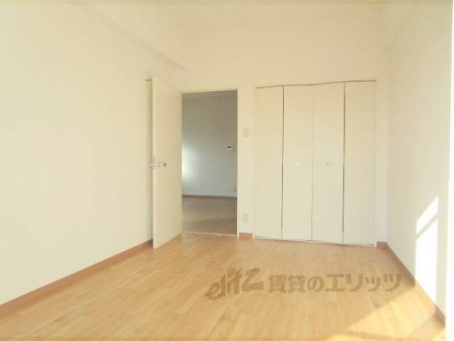 洋室　洋室5.2帖