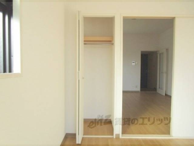 収納　洋室5.1帖収納