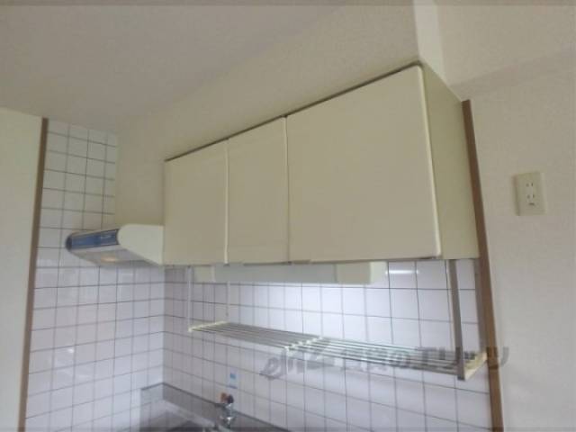 キッチン　キッチン上部収納