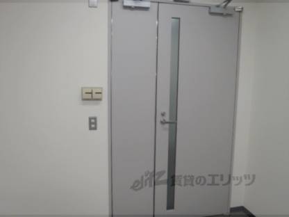 玄関　外側から