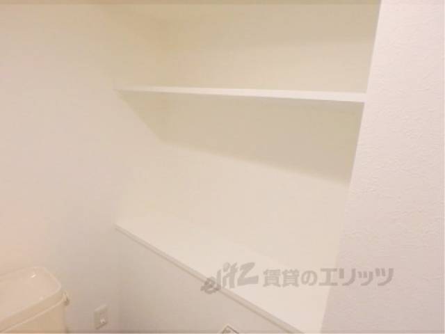 トイレ　物置棚