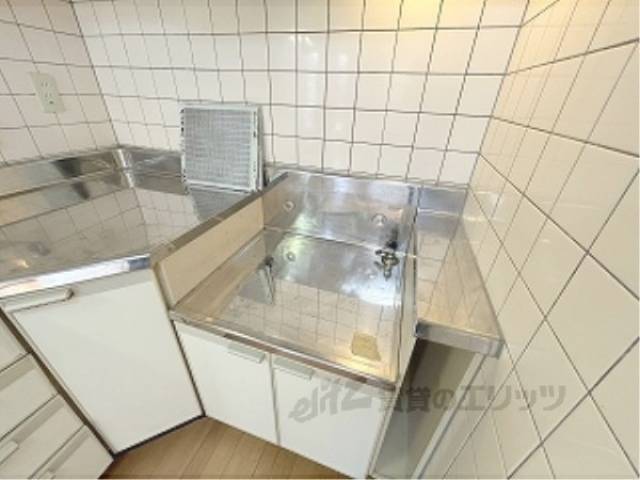キッチン　コンロ置き場