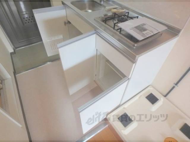 キッチン　収納下部