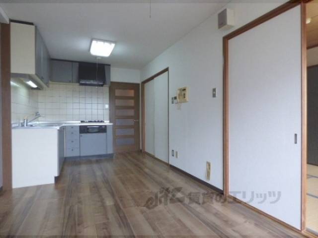 リビング　収納