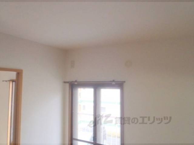 リビング　エアコン設置箇所