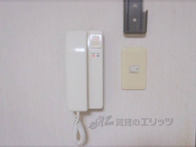 リビング　インターホン