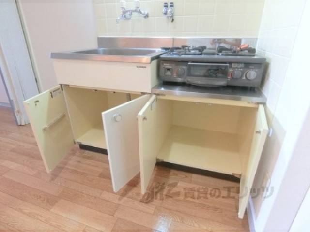 キッチン　下部収納