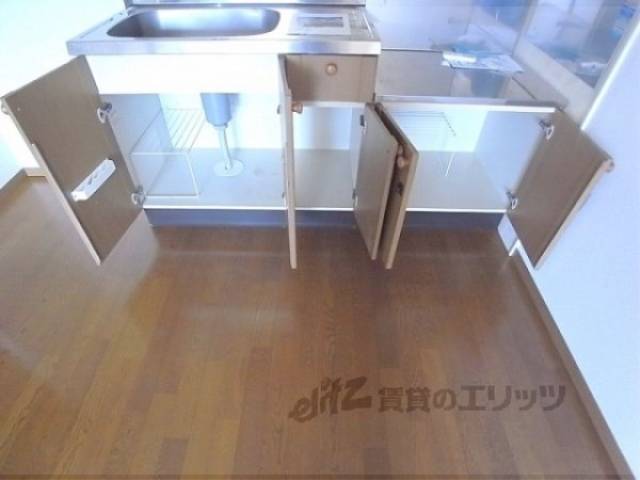 キッチン　下部収納