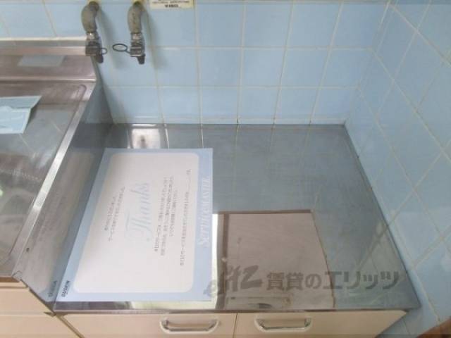 キッチン　コンロ置き場