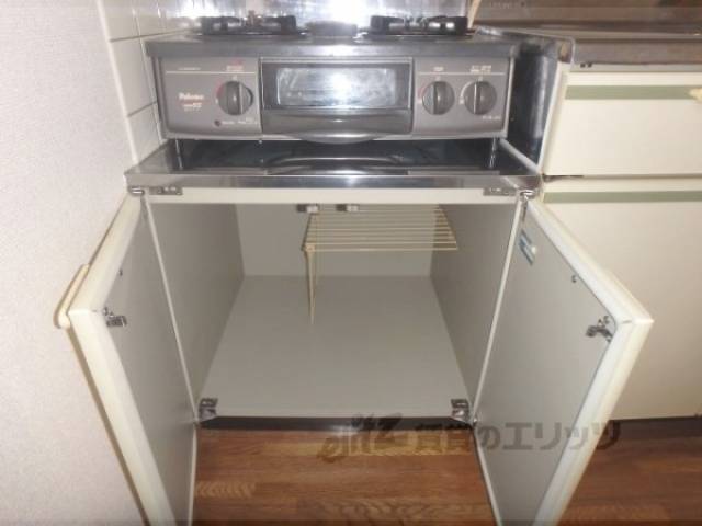 キッチン　キッチン収納